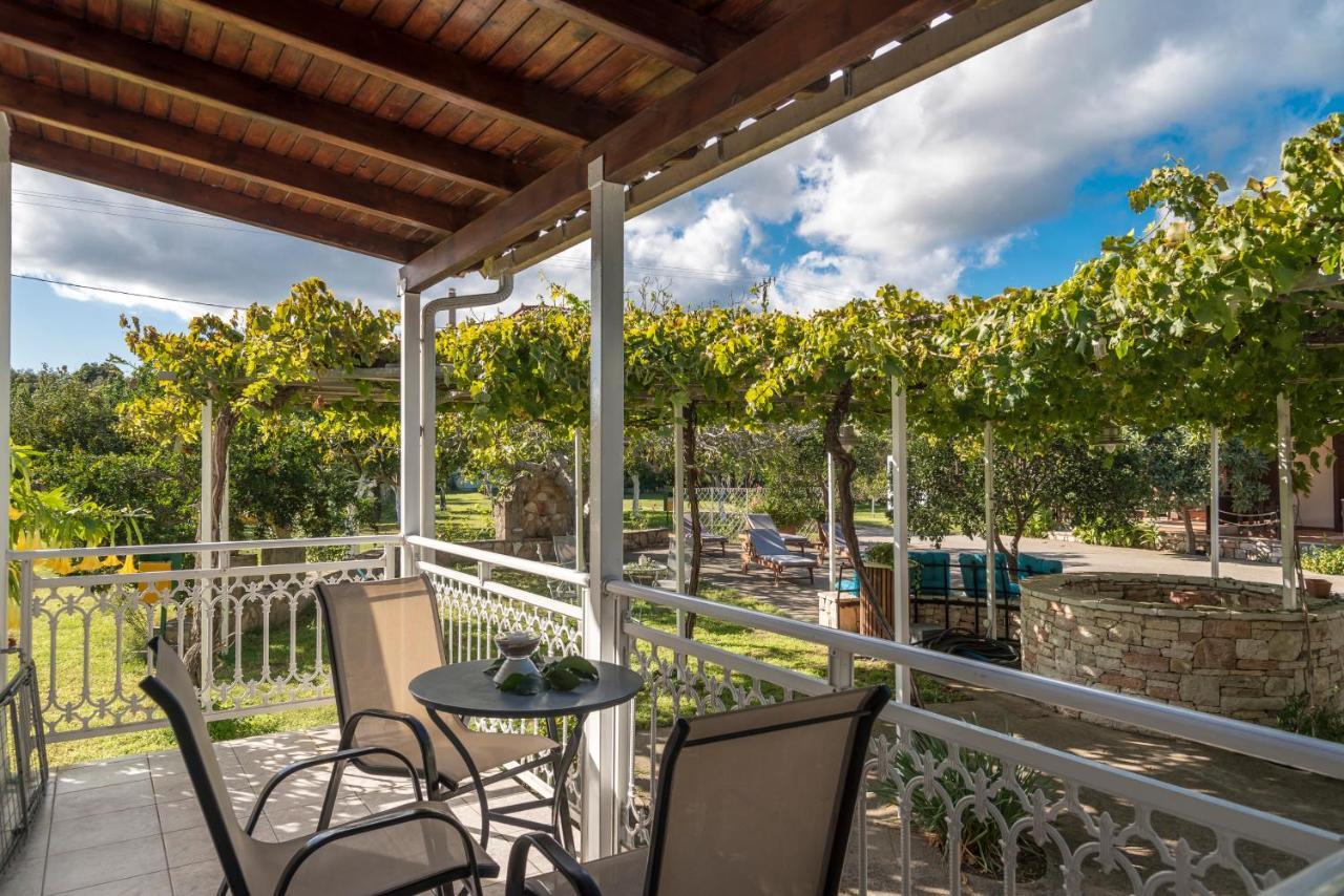 Akroyali Hotel & Villas Messinia Bagian luar foto