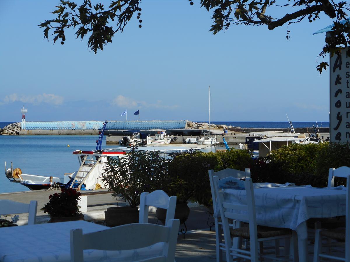 Akroyali Hotel & Villas Messinia Bagian luar foto