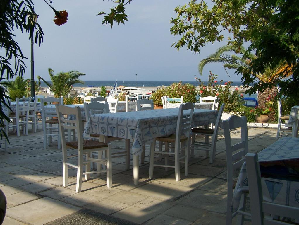 Akroyali Hotel & Villas Messinia Bagian luar foto