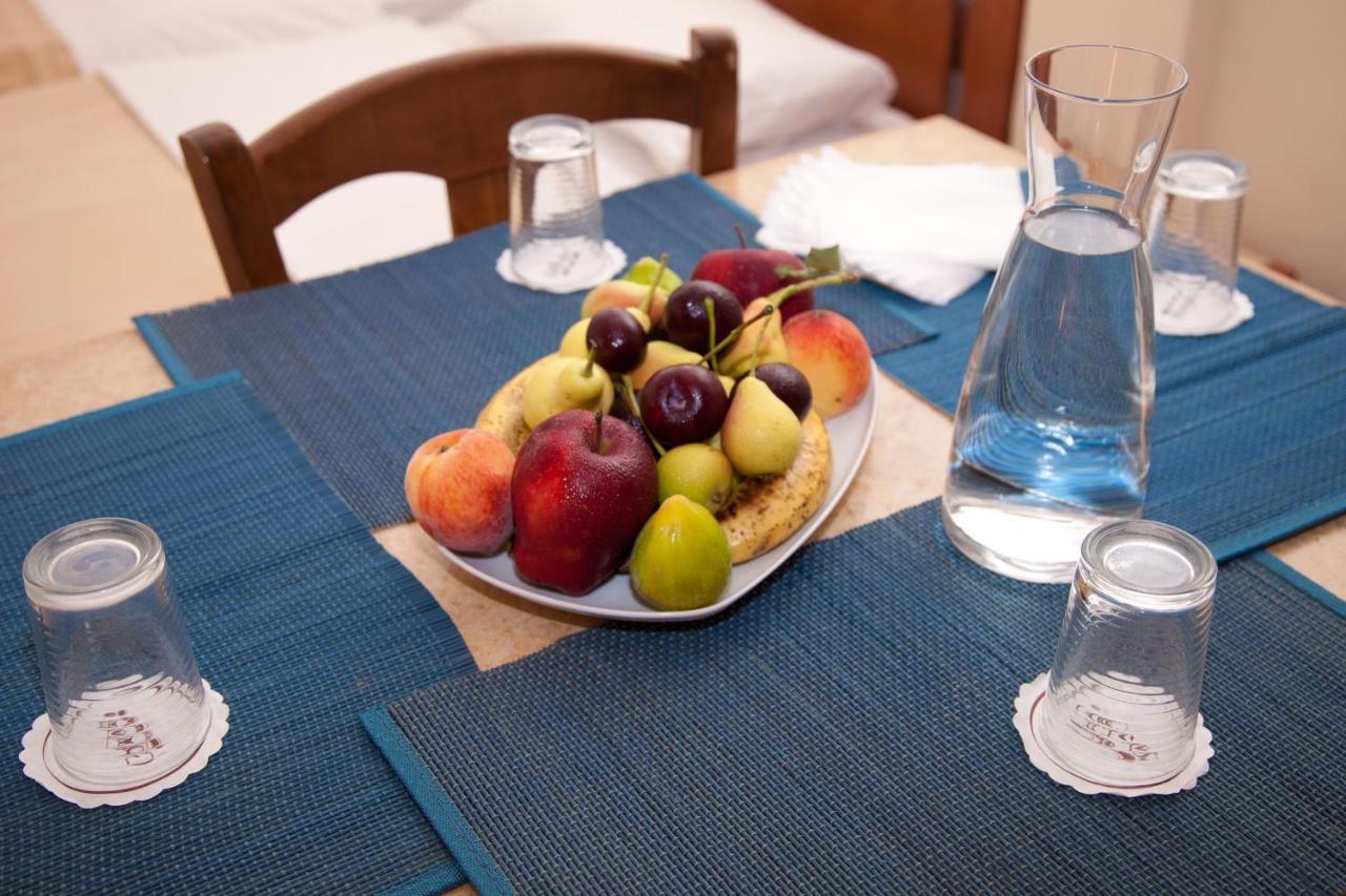 Akroyali Hotel & Villas Messinia Bagian luar foto